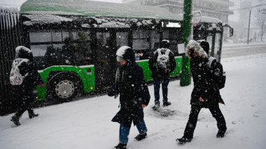Ger, ninsoare și viscol lovește România. ANM avertizează asupra unui nou val de vreme rea