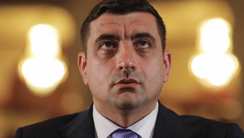 George Simion, mesaj pentru Bolojan în piața din Timișoara