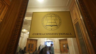 Sindicatul Național de Sport și Tineret contestă la CCR ordonanța care transferă 1.000+ imobile și neglijează angajații