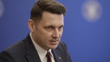 Abrudean: Reformele lui Bolojan enervează PSD