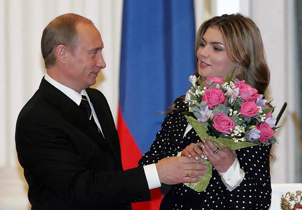 85 milioane dolari, bani rămași de la „palatul lui Putin”, ajung la Alina Kabaeva