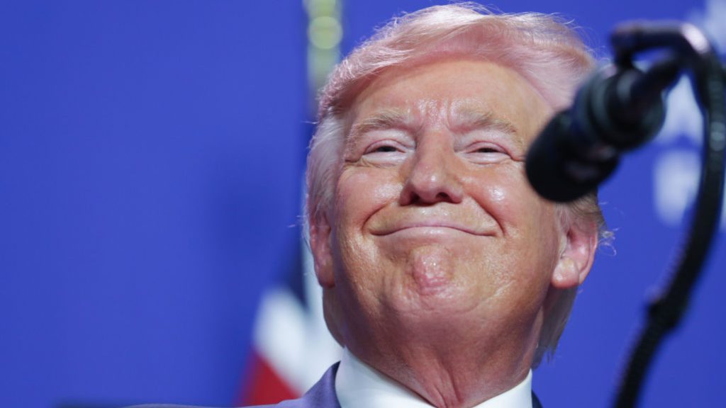 Moartea unui dușman al lui Trump: Reacția președintelui SUA îi surprinde pe americani