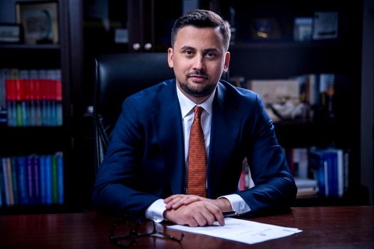 Deputatul PSD Mihai Ghigiu: Sughiț des de la înjurături, într-un interviu Ping-Pong
