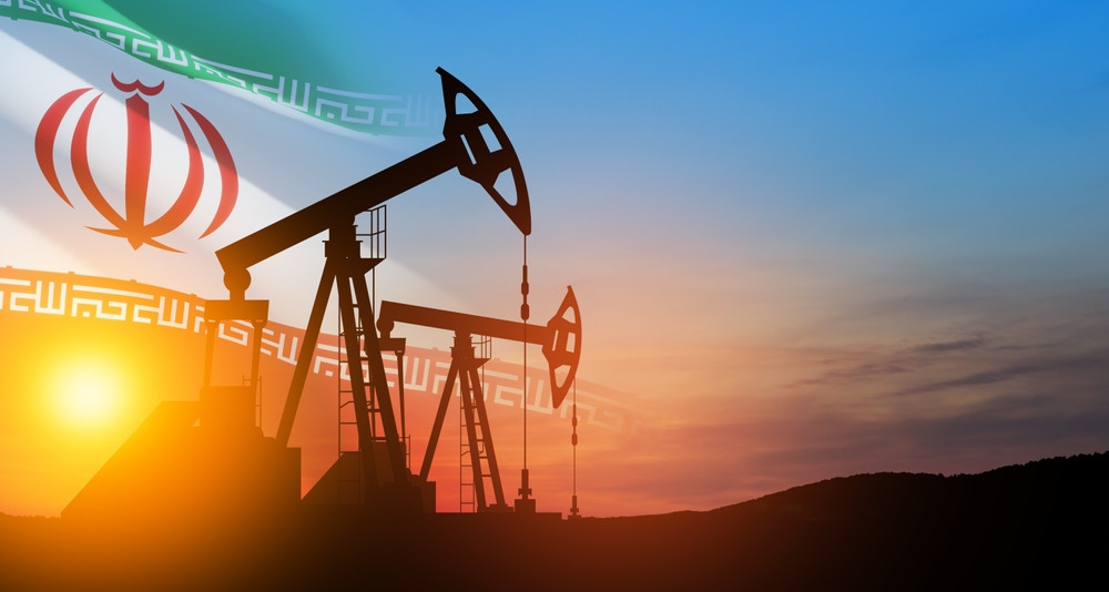 SUA se pregătesc să relaxeze sancțiunile pe petrolul iranian pentru calmarea pieței globale