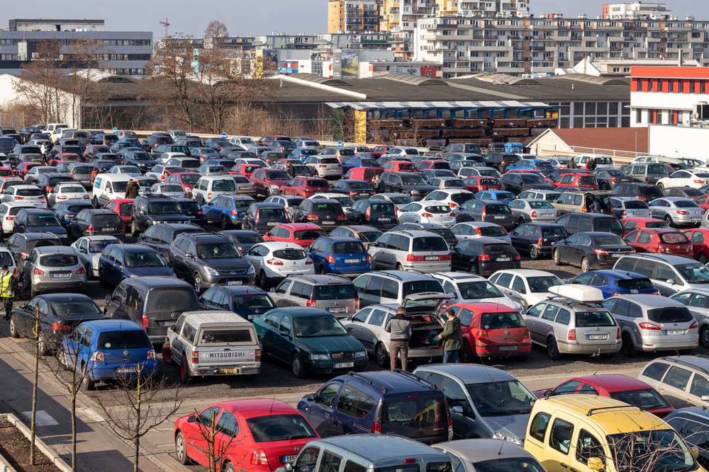 România, printre cei mai mari importatori de mașini second-hand din UE: soluții pentru evitarea problemelor de securitate