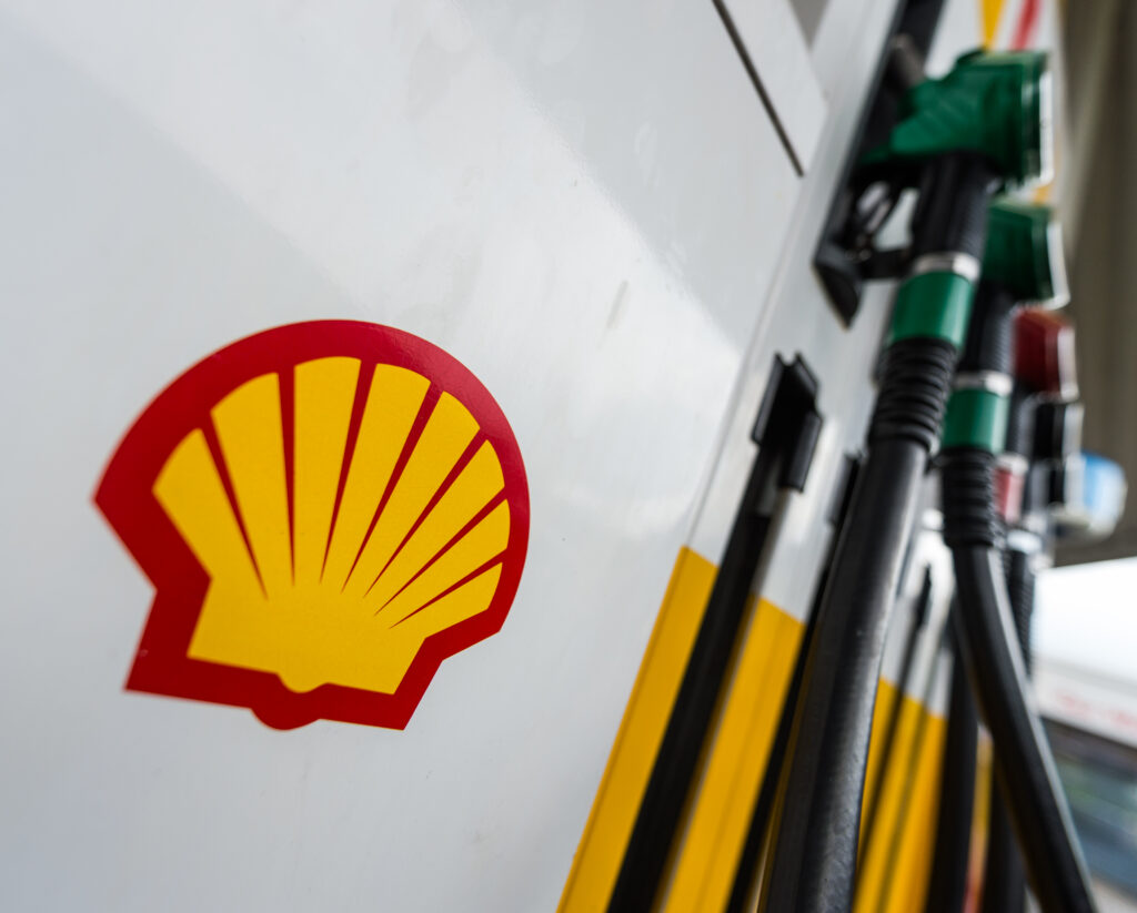 Europa riscă raționalizarea combustibilului din aprilie, avertizează șeful Shell
