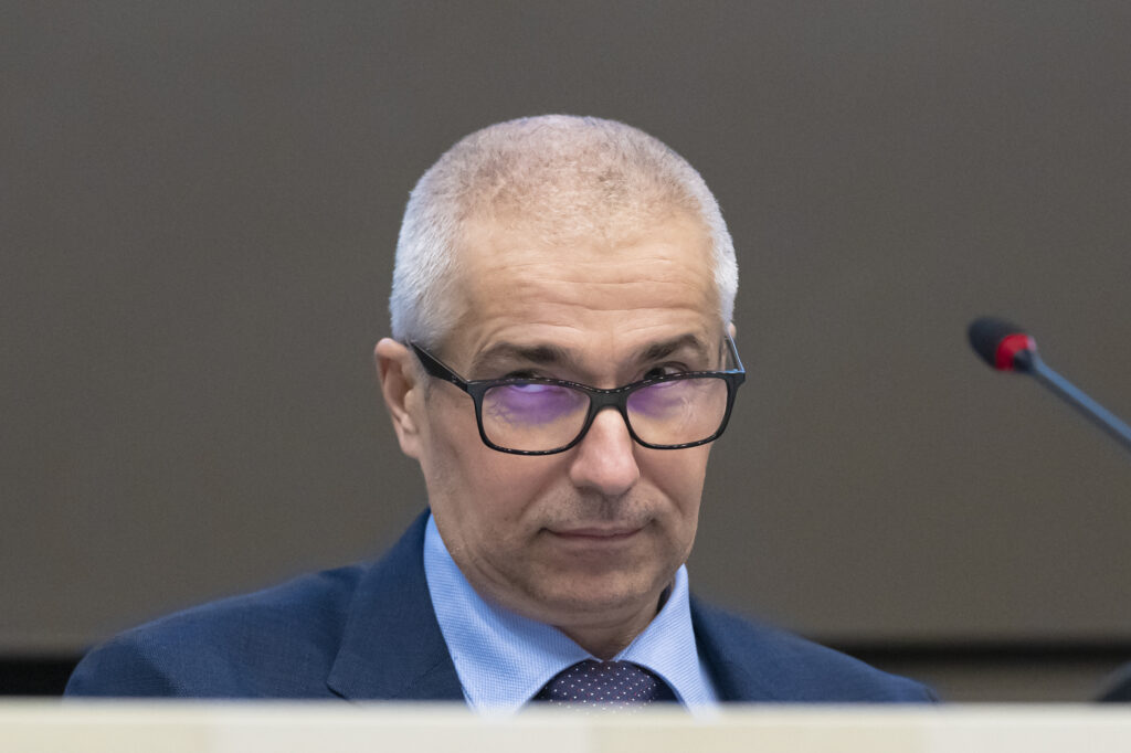 Radu Marinescu: Programul lui Mureșan nu e reformist, e orwellian