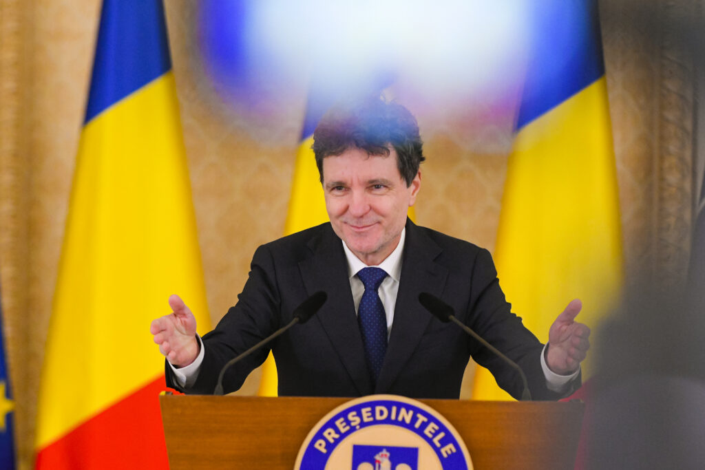 Nicușor Dan: Prețul energiei scade odată cu reducerea emisiilor de carbon