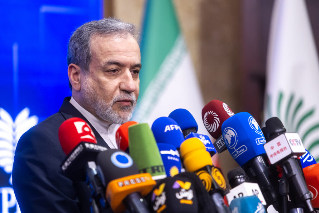 Iranul amenință cu represalii fără limite dacă infrastructura energetică va fi atacată