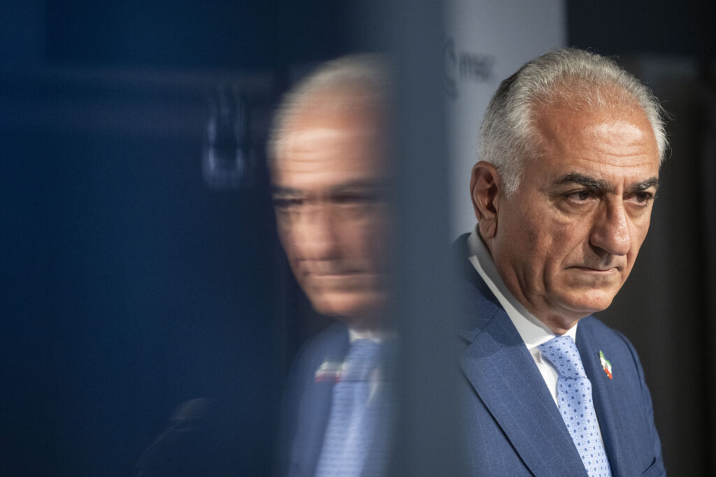 Moștenitorul tronului Iranului: Nu negociați cu liderii actuali, ei aduc haosul