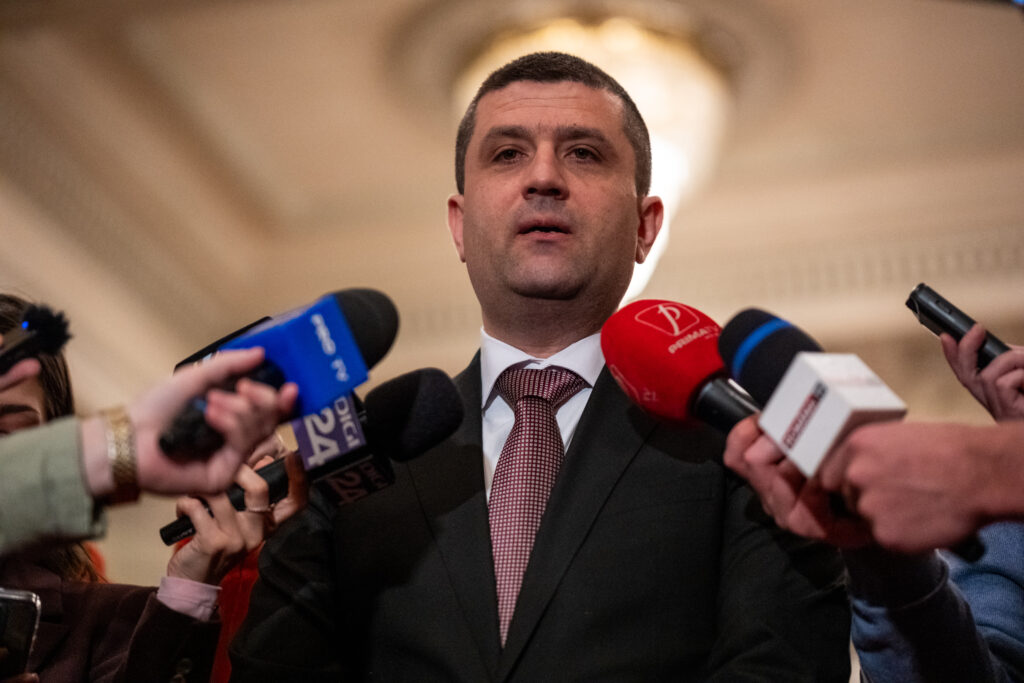 România implicată în reluarea traficului prin Strâmtoarea Ormuz