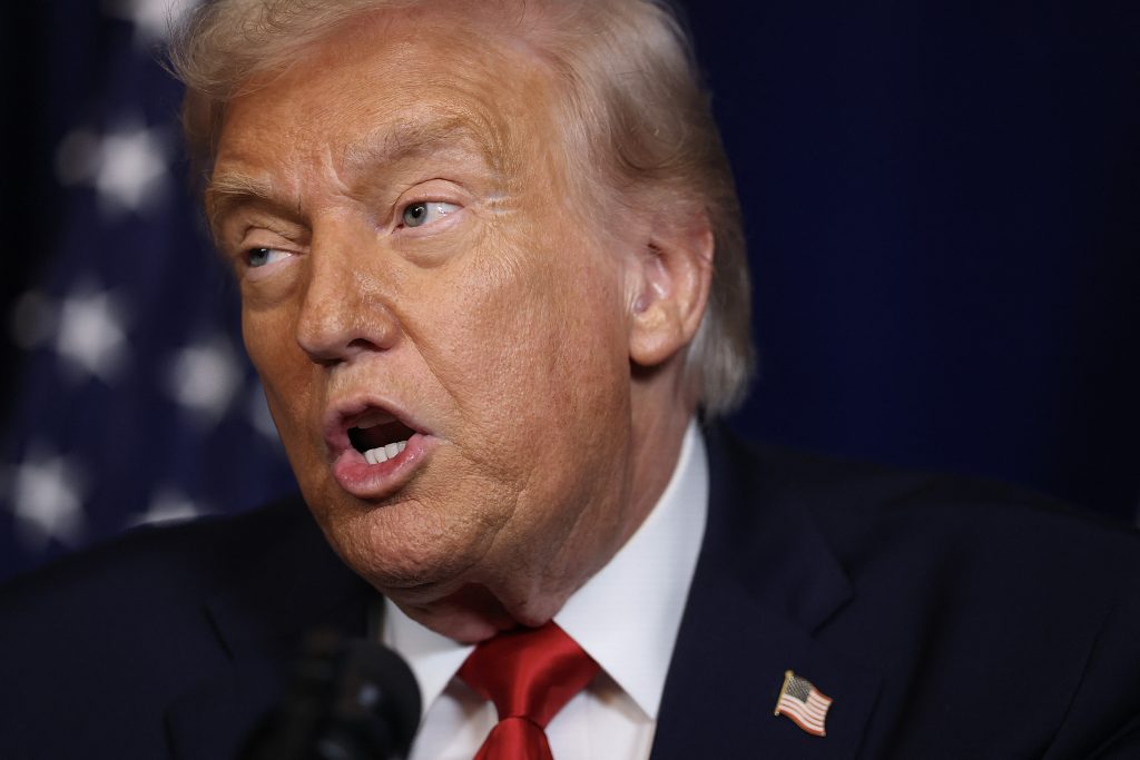 Trump spune că nu trimite trupe în Iran, dar ține totul secret