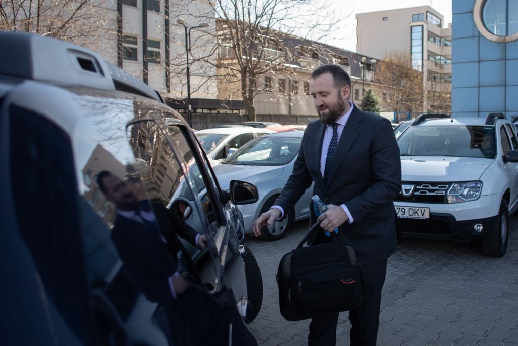 Procurorul Marius Voineag, acuzat că a mințit CSM de o subordonată