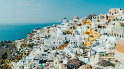 Grecia majorează salariul minim de la 1 aprilie, ce venituri așteaptă în 2027
