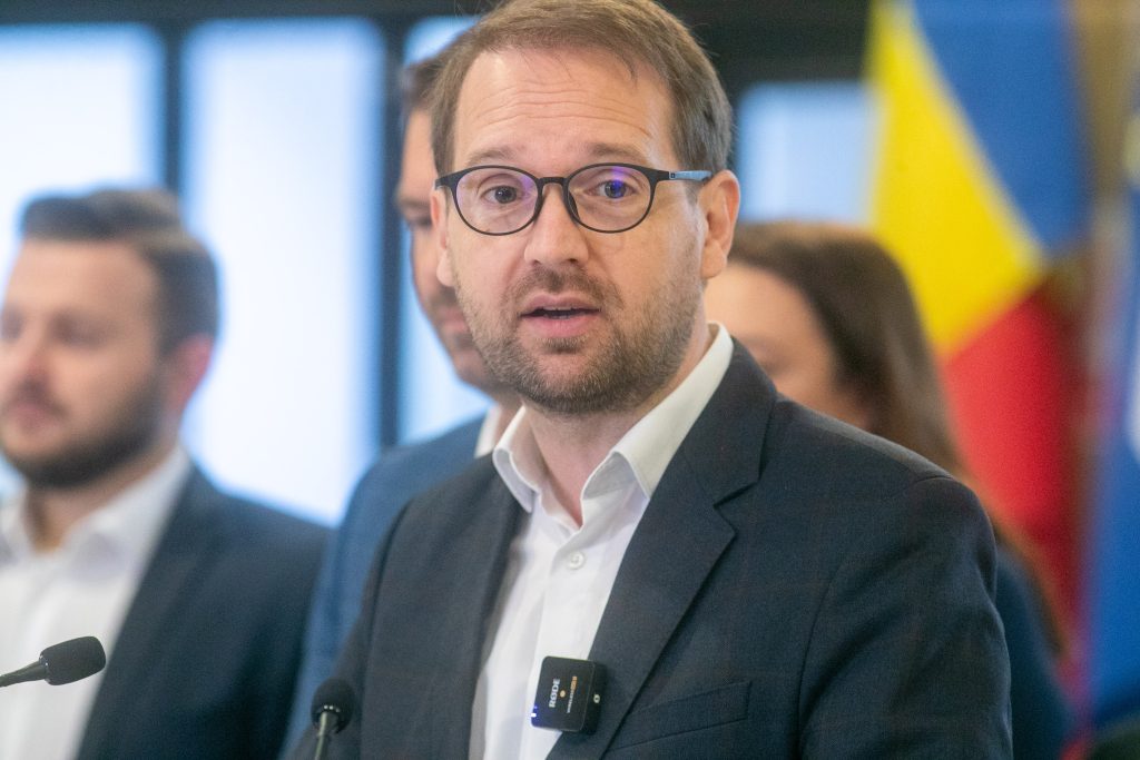Dominic Fritz avertizează: PSD testează limitele coaliției, USR se reunește