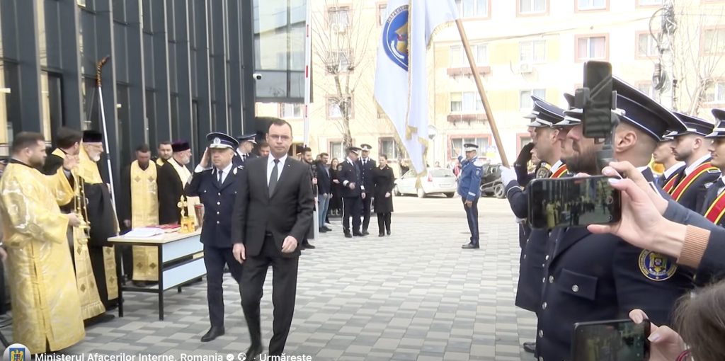 Poliţia din Piteşti mută în noua bază de 39 milioane lei