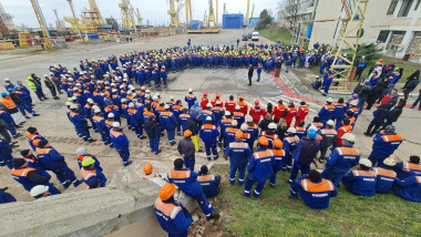 Angajații Șantierului Naval Mangalia, în grevă din nou pentru reorganizare