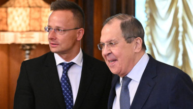Ministrul maghiar de externe intervine pe lângă Lavrov pentru Fico în Slovacia