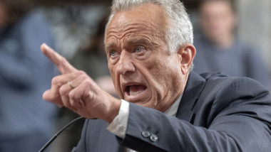 Judecător federal blochează planul de vaccinare al lui Robert F. Kennedy Jr.