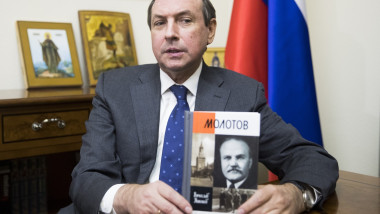Nepotul lui Molotov conduce delegația rusă în vizită în SUA