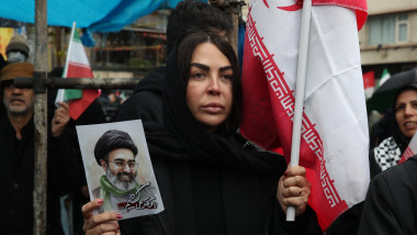 Mossadul vrea iranienii împotriva lui Teheran: „Momentul a sosit