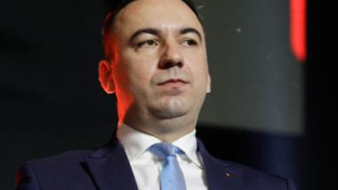Guvernul decide criza carburanților după rectificarea bugetului