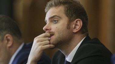 Tragedie în București: Ilan Laufer și gemenii săi de 5 ani, loviți de mașină pe trotinetă