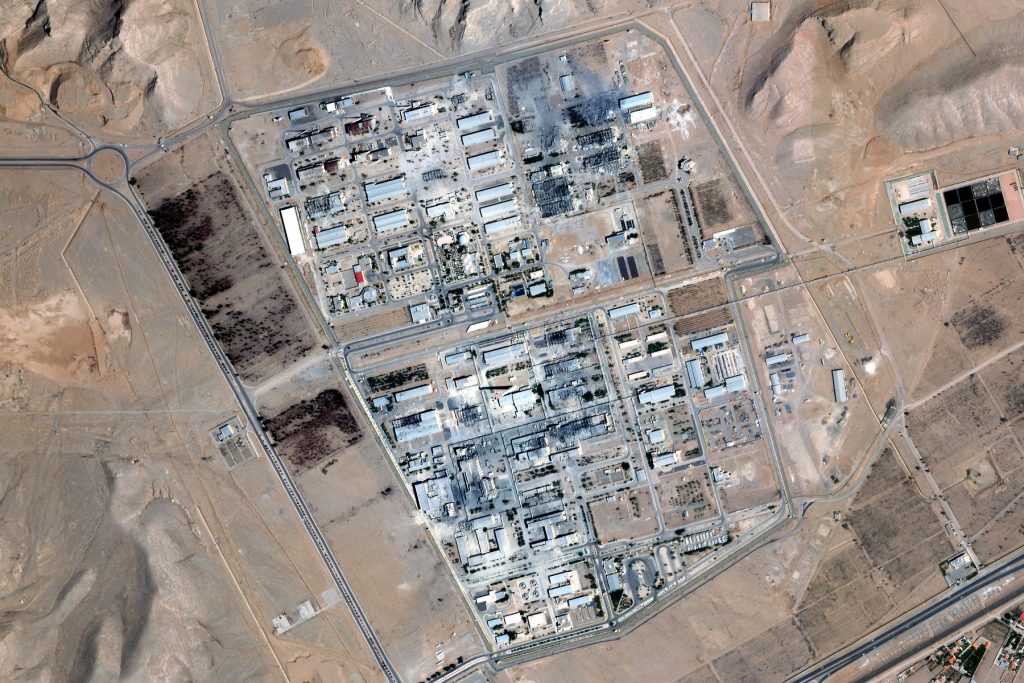 Trump pregătește planuri pentru a controla arsenalul nuclear al Iranului