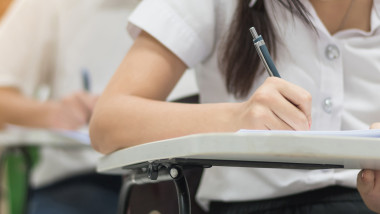 Elevii susțin azi proba la matematică în simularea Bacalaureatului 2026