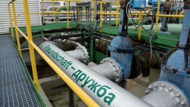 Ucraina reface conducta Drujba, reluând livrările de petrol după acordul cu UE