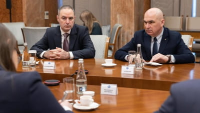 Nazare: România nu-şi permite reducerea accizelor şi plafonarea preţurilor la carburanţi