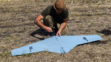 Ucraina lansează sute de drone asupra Rusiei într-un atac nocturn
