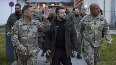 General american beat la Kiev: documente secrete pierdute după o cină