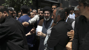 Mojtaba Khamenei, fiul lui Hamaney, propune SUA negocieri de încetare a războiului.