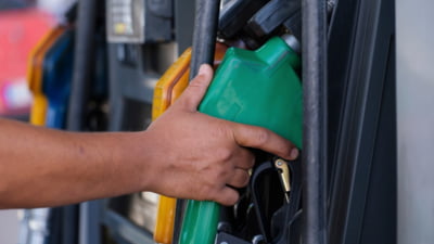Europa are prima țară care limitează vânzarea carburanților prin raționalizare