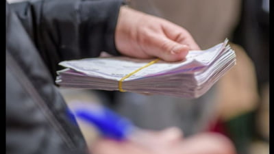 Românii, îngrijorați de viitor: ce pensie vor primi după o viață cu salariul minim?