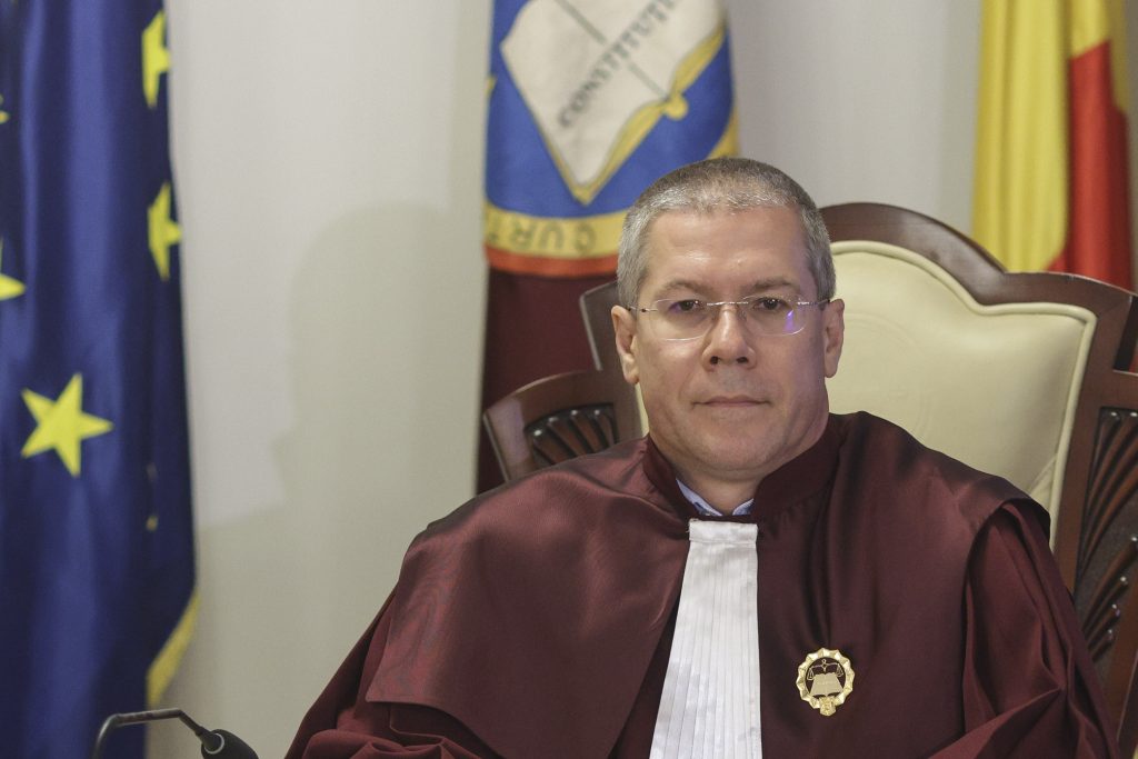 Curtea de Apel București explică de ce nu suspendă judecătorul CCR Dacian Dragoș