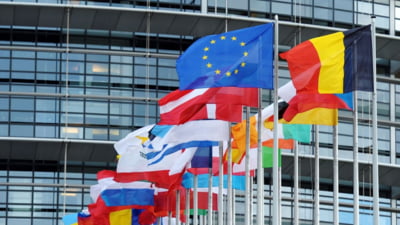 UE vrea să interzică blocarea achizițiilor între firme, combatând „naționalismul economic”.