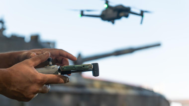 Țara NATO care înarmează complet cu drone toate unitățile militare