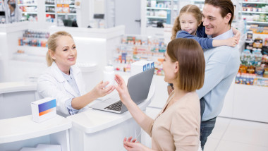 Farmaciștii: consilieri cheie pentru sănătatea familiei