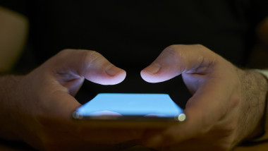 25% dintre români folosesc zilnic AI, 41,6% niciodată (sondaj Inscop)
