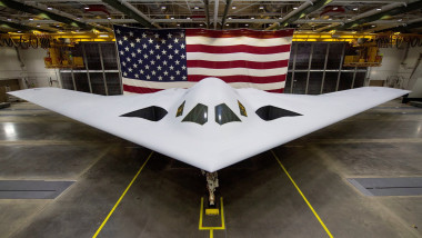 Pentagonul vrea dublarea producției de bombardiere B-21 de generația a șasea