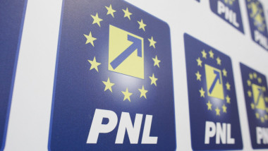 Conducerea PNL se reunește pe fondul zvonurilor despre o posibilă schimbare de strategie