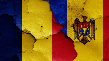 Sondaj: Cum se poziționează moldovenii și diaspora față de unirea cu România