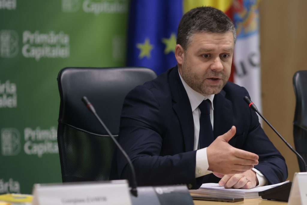 Ciucu anunță restructurări masive la Primăria Capitalei: sute de posturi tăiate