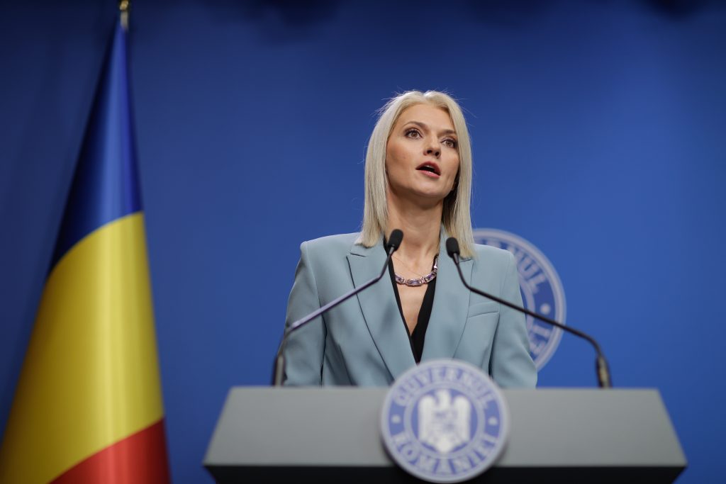 Gorghiu: Parlamentarii S.O.S. România, sancționați pentru tulburarea plenului