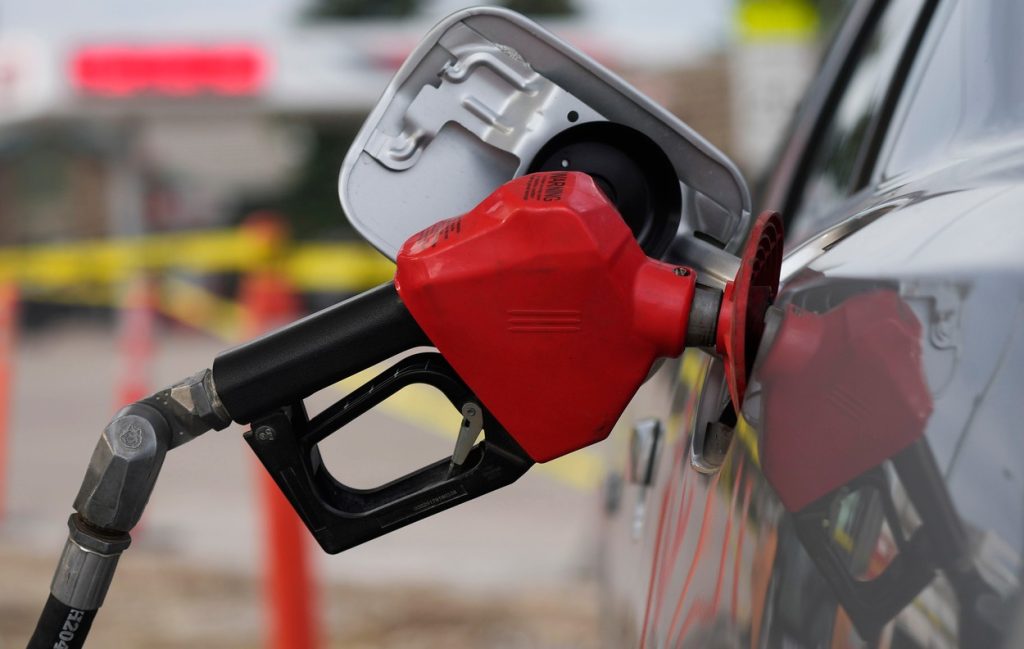 Prețuri record la carburanți în România după noi scumpiri