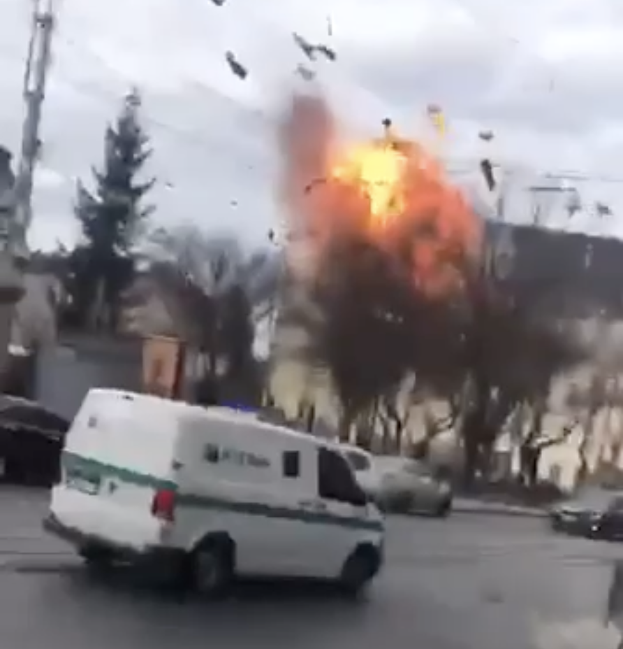 Rusia lovește Liovul: dronă lovește centrul orașului în plină zi