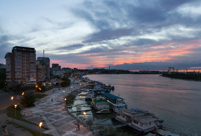 Tulcea sub alertă: Forţele Aeriene Române detectează o ţintă lângă spaţiul aerian