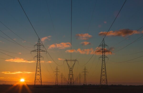 Criza energiei: Guvernul cere moldovenilor să consume rațional în orele de vârf